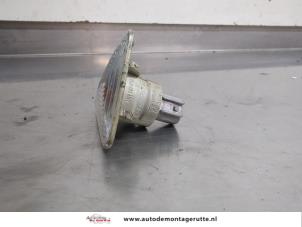 O208921 Gebruikte clignoteur links Mitsubishi Colt