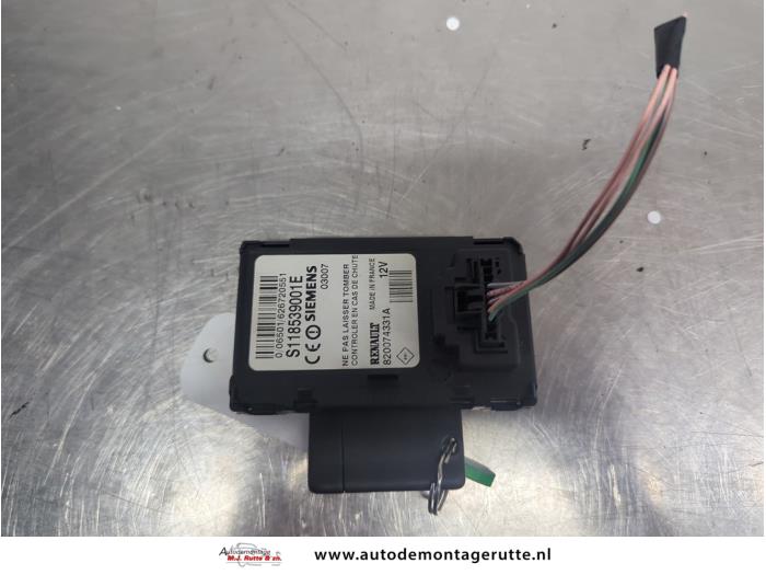 Gebruikte Kaartlezer (slot) Renault Megane O208931