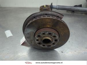 O208932 Gebruikte asschenkel rechts-voor Volkswagen Golf
