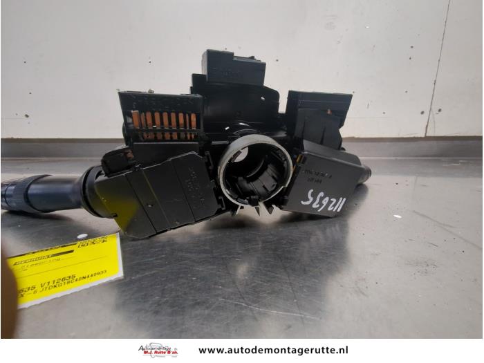Gebruikte Stuurkolomschakelaar Toyota Aygo O208951