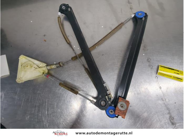 Gebruikte Raammechaniek 4Deurs links-voor Audi A3 O208955