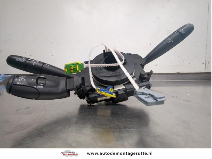 Gebruikte Schakelaar Stuurkolom (licht) Peugeot 307 O208962