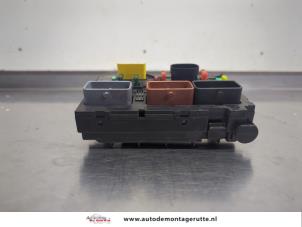 O208963 Gebruikte zekeringkast Peugeot 307