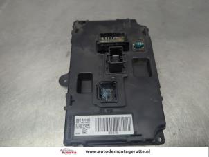 O208971 Gebruikte trekhaak module Peugeot 307