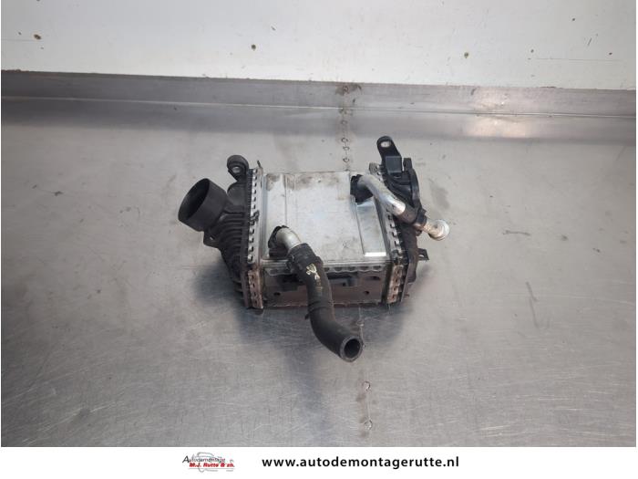 Gebruikte Intercooler Mercedes E-Klasse O208982