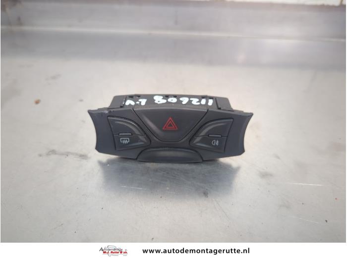 Gebruikte Alarmlicht Schakelaar Ford KA O208987