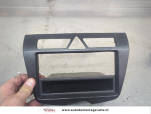 O209062 Gebruikte radio omlijsting Kia Picanto