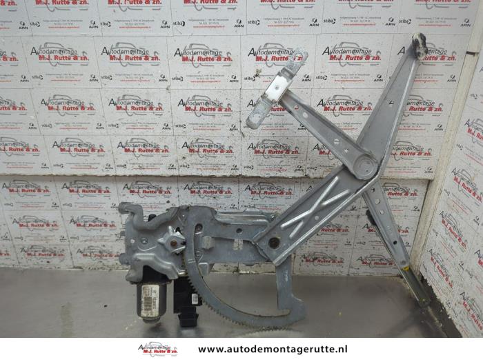 Gebruikte Ruitmechaniek 4Deurs links-voor Opel Meriva O209175