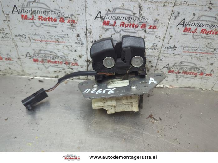 Gebruikte Slotmechaniek Achterklep Lancia Y(Psilon) O209186