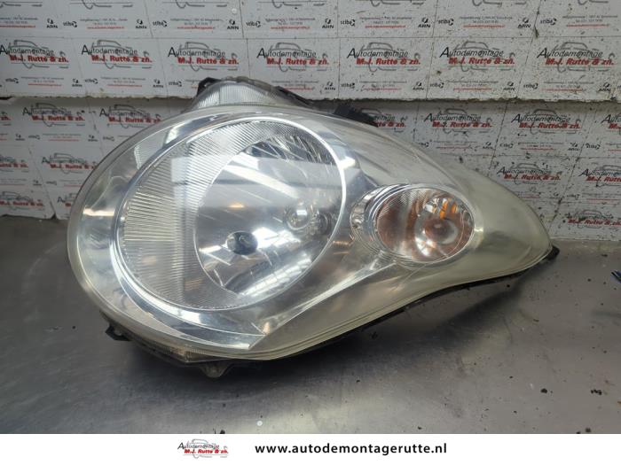 Gebruikte Koplamp rechts Suzuki Alto O209198