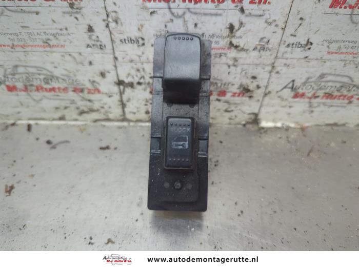 Gebruikte Combischakelaar ramen Suzuki Alto O209201