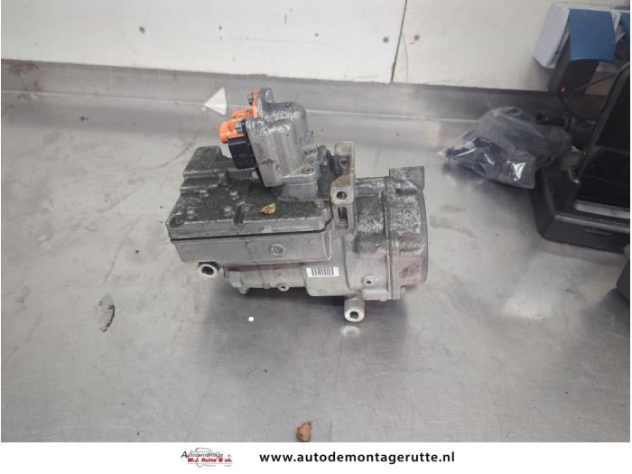 Gebruikte Aircopomp Renault Kangoo O209208
