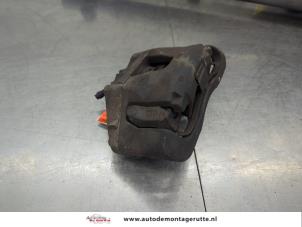 O209237 Gebruikte remklauw (tang) rechts-voor Volvo C70
