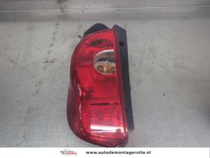 O209302 Gebruikte achterlicht links Mitsubishi Colt