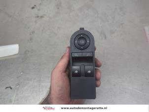O209313 Gebruikte schakelblok ruiten Opel Astra
