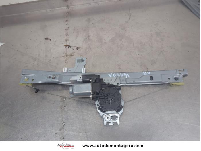 Gebruikte Ruitmechaniek 4Deurs rechts-voor Peugeot 207 O209322