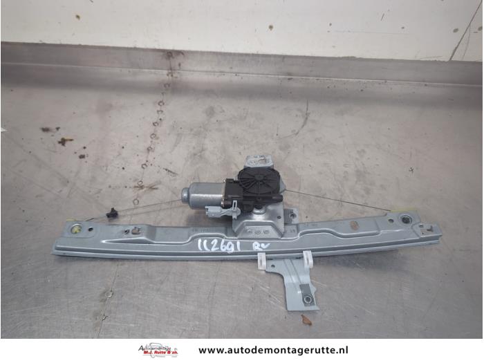 Gebruikte Raammechaniek 4Deurs links-voor Peugeot 207 O209323