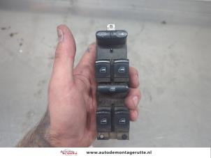 O209328 Gebruikte combischakelaar ramen Skoda Octavia