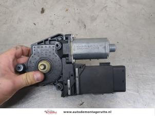 O209330 Gebruikte motor electrisch raam Skoda Octavia