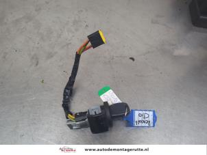O209339 Gebruikte kontaktslot+sleutel Renault Clio