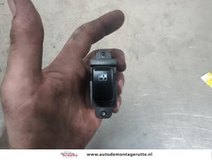 O209378 Gebruikte ruit schakelaar elektrisch Kia Picanto