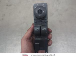 O209383 Gebruikte combischakelaar ramen Ford Focus