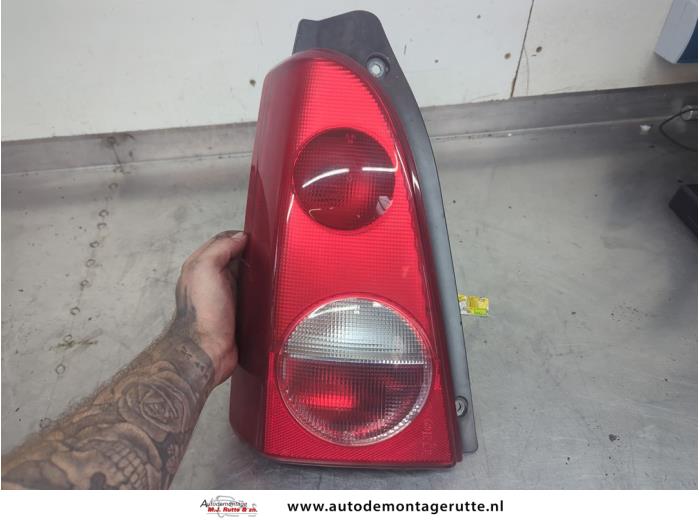 Gebruikte Achterlicht links Opel Agila O209395