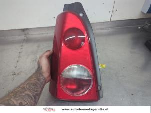 O209395 Gebruikte achterlicht links Opel Agila