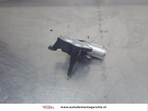 O209445 Gebruikte ruitenwissermotor achter Fiat 500