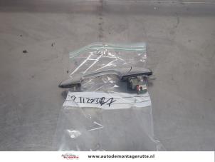O209447 Gebruikte portiergreep 2deurs rechts Fiat 500