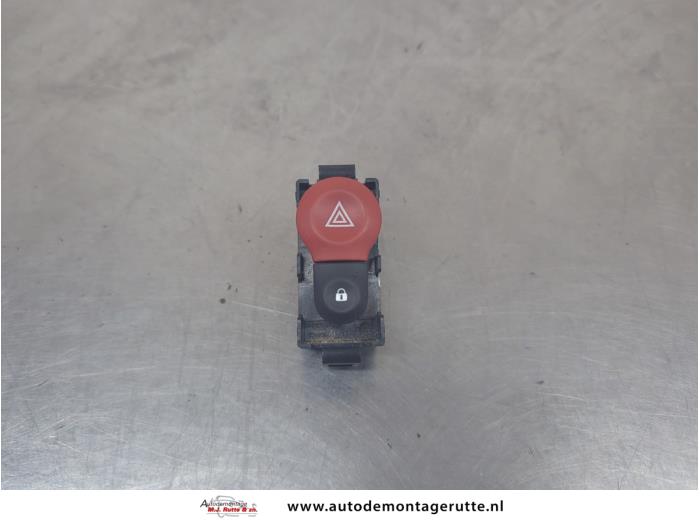 Gebruikte Gevarenlicht Schakelaar Renault Kangoo O209484