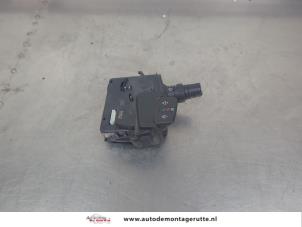O209487 Gebruikte schakelaar ruitenwisser Renault Kangoo