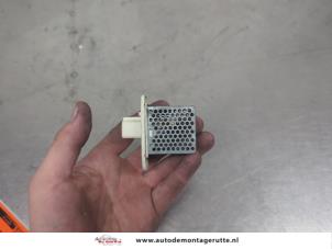 O209562 Gebruikte kachel weerstand Opel Agila