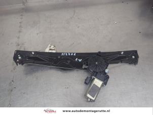 O209568 Gebruikte ruitmechaniek 2deurs links-voor Ford KA
