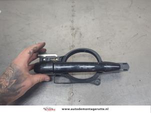 O209590 Gebruikte portiergreep 4deurs rechts-voor Mitsubishi Lancer