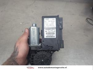 O209628 Gebruikte motor electrisch raam Audi A4