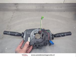 O209636 Gebruikte stuurkolomschakelaar Renault Megane