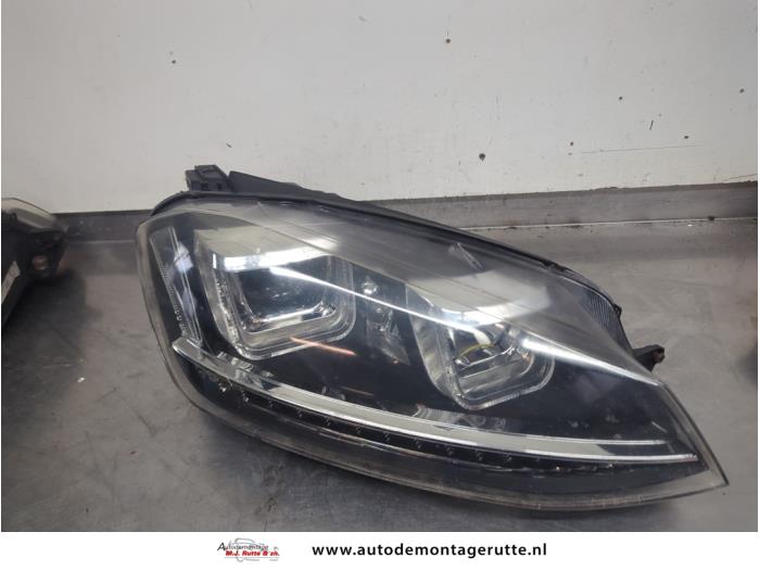 Gebruikte Koplamp rechts Volkswagen Golf O209650