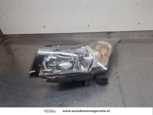 O209652 Gebruikte koplamp links Chevrolet Cruze