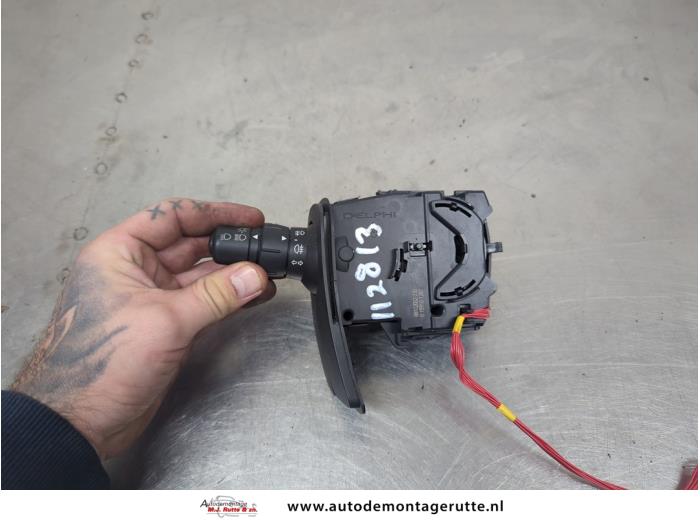 Gebruikte Pinker Schakelaar Renault Clio O209693