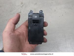 O209721 Gebruikte schakelaar elektrisch raam Chevrolet Cruze