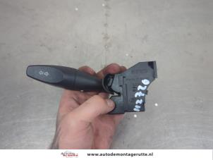 O209729 Gebruikte richtingaanwijzer schakelaar Ford Focus