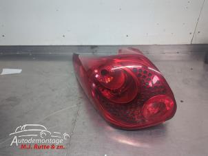 O209752 Gebruikte achterlicht links Peugeot 207