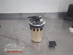 O209769 Gebruikte benzinepomp Mitsubishi Space Star