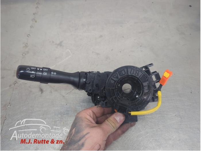 Gebruikte Stuurkolomschakelaar Toyota Aygo O209778