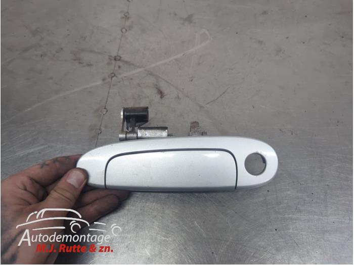 Gebruikte Portiergreep 2Deurs links Toyota Yaris O209780