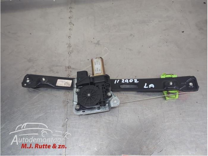 Gebruikte Ruitmechaniek 4Deurs links-achter BMW 3-Serie O209790