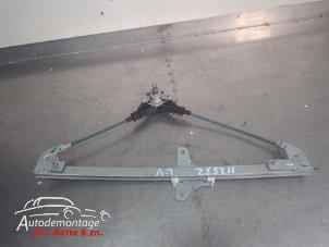 O209814 Gebruikte raammechaniek 2deurs links-voor Opel Agila