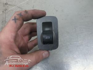 O209835 Gebruikte elektrisch raam schakelaar Audi A2