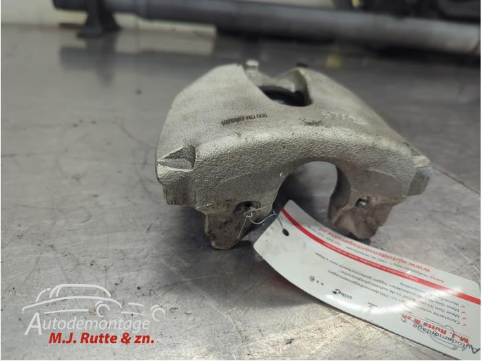 Gebruikte Remklauw (Tang) links-voor Opel Astra O209864